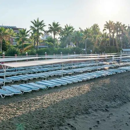 Palmeras Ultra 5* Konaklı