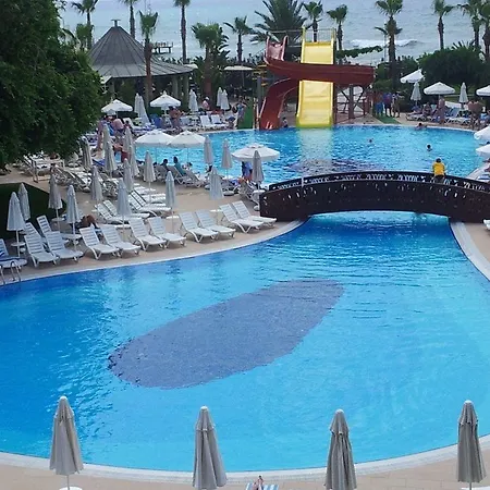 Palmeras Ultra Otel Konaklı